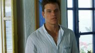 Matt Damon in The Bourne Supremacy | Image via Universal Pictures